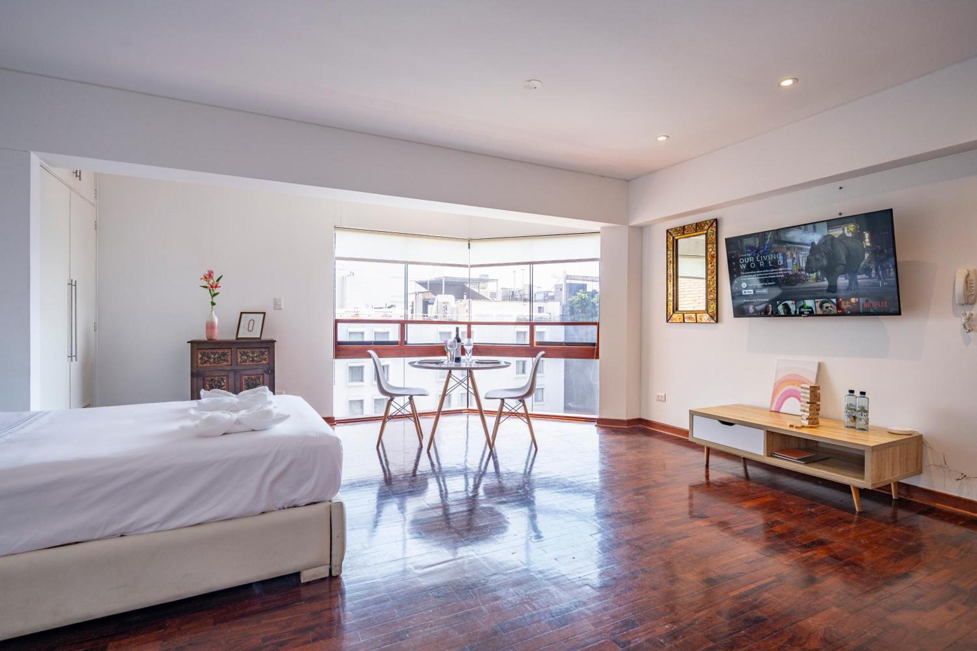 Chateau Studios By Vibrant Lima Exterior foto